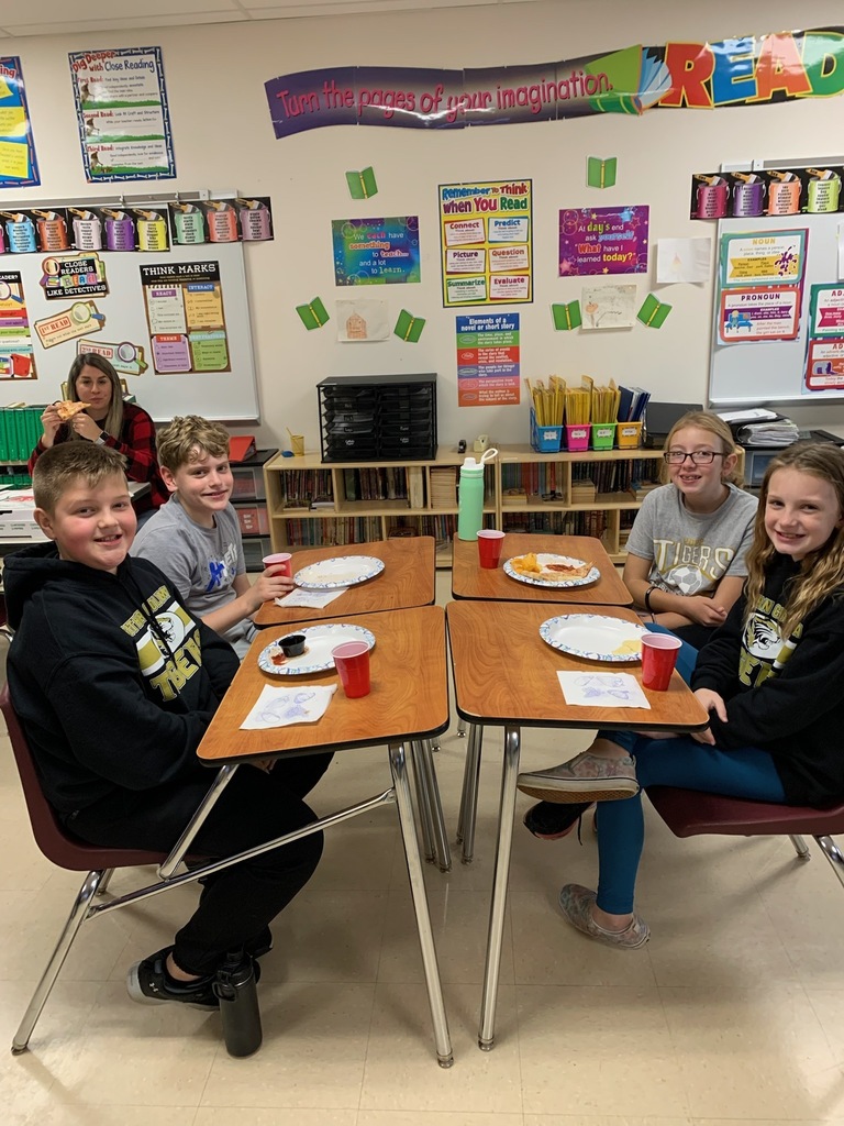 AR pizza party